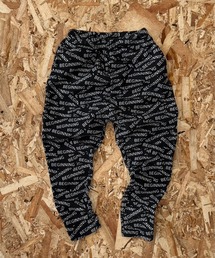 Outfitter lab（アウトフィッターラボ）の「裏起毛 綿タッチ　ピリング防止加工　 総柄 テーパード スウェットパンツ（スウェットパンツ）」