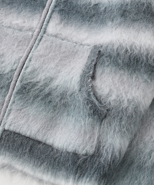 WOKE EDGE(ウォークエッジ)の「WOKE EDGE / ウォークエッジ GRADATION MOHAIR ZIP KNIT(パーカー・メンズ・レッド/ブラック・MEDIUM)」の3枚目の写真