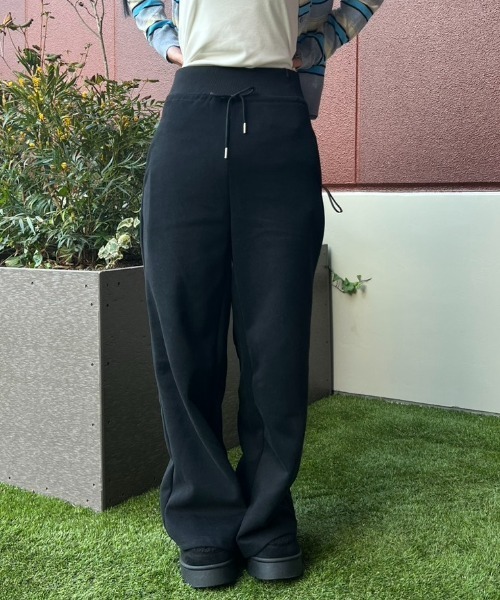 Vini（ヴィニ）の「ハイウエストストレートスウェットパンツ（スウェットパンツ・レディース・グレー/ブラック/ダークグレー/ホワイト・MEDIUM）」の2枚目の写真