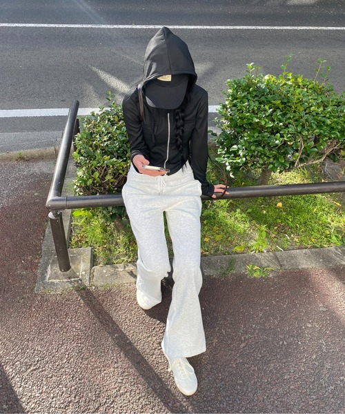 Vini（ヴィニ）の「ハイウエストストレートスウェットパンツ（スウェットパンツ・レディース・グレー/ブラック/ダークグレー/ホワイト・MEDIUM）」の17枚目の写真