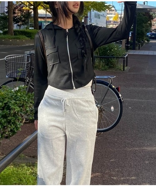 Vini（ヴィニ）の「ハイウエストストレートスウェットパンツ（スウェットパンツ・レディース・グレー/ブラック/ダークグレー/ホワイト・MEDIUM）」の11枚目の写真