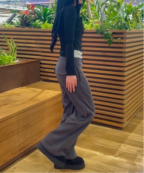 Vini（ヴィニ）の「ハイウエストストレートスウェットパンツ（スウェットパンツ・レディース・グレー/ブラック/ダークグレー/ホワイト・MEDIUM）」の22枚目の写真