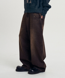 MOO（エムオーオー）の「ウェーブバルーンワイドデニムパンツ - ダークブラウン（デニムパンツ）」