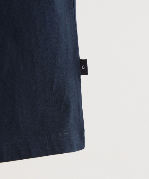 COVERNAT(カバーナット)の「シティTシャツ ネイビー(Tシャツ/カットソー・レディース・その他・X-SMALL/SMALL/MEDIUM/LARGE/X-LARGE/XX-LARGE)」の8枚目の写真