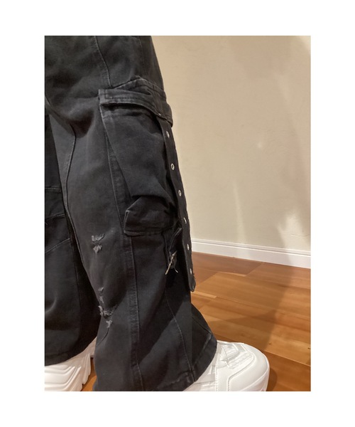 Bling Leads（ブリングリーズ）の「【Blss】【Bling Leads】ダメージ加工カーゴデニムパンツ（デニムパンツ・メンズ・ブラック/ブルー・FREE）」の8枚目の写真