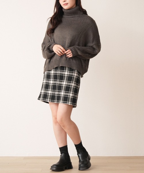 Nohea(ノヘア)の「ロービングチェックツィード BC-ZIP Aラインスカート 50cm丈(スカート・レディース・オフホワイト/ブラック・L/M)」の2枚目の写真