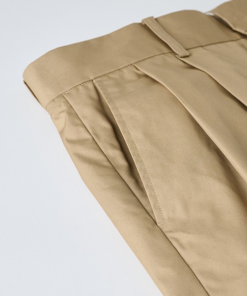 NewAnce(ニュアンス)の「【NewAnce】Wide Two-Tuck Pants / ワイドツータックパンツ スラックス -オリジナルツイルシリーズ- ≪セットアップ対応可≫(スラックス・メンズ・ベージュ/ブラック・S/M/L)」の8枚目の写真