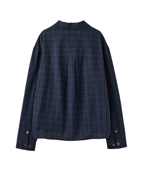 AREUBAN（アルバン）の「フォルディッドポケットクロップシャツ_ネイビー（シャツ/ブラウス・メンズ・ネイビー・2/3）」の2枚目の写真