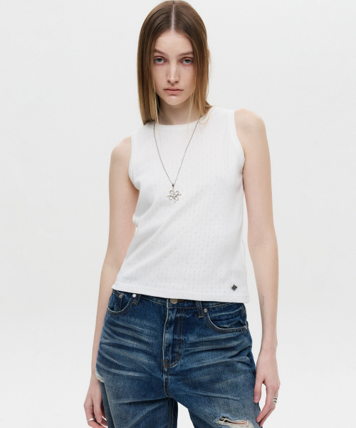 DNSR WOMEN(ディーエヌエスアールウーマン)の「ベーシックスリーブレスホワイト(Tシャツ/カットソー・レディース・その他・OS)」の1枚目の写真