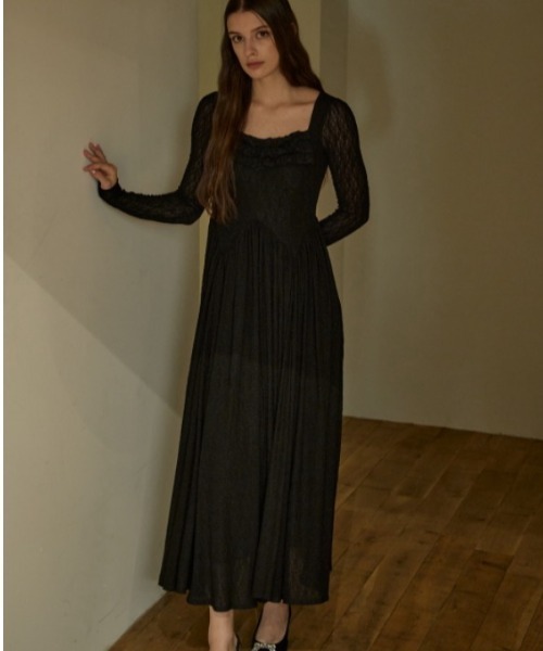 ERADIE(エラディエ)の「Heart Neck Lace One Piece ハートネックストレッチレースワンピース(ワンピース・レディース・Brick/アイボリー/ブラック・FREE)」の22枚目の写真