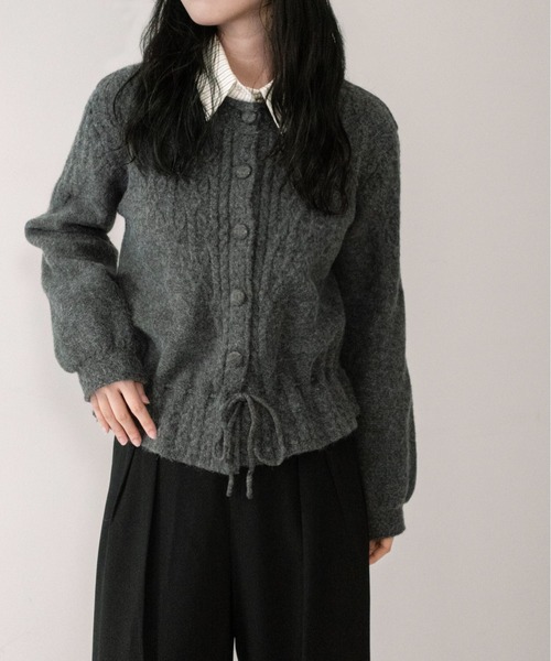on:nue（オンニュ）の「【on:nue】[着用動画あり！] ケーブル編みペプラムショートカーディガン（カーディガン/ボレロ・レディース・ブラウン/グレー/アイボリー・FREE）」の20枚目の写真