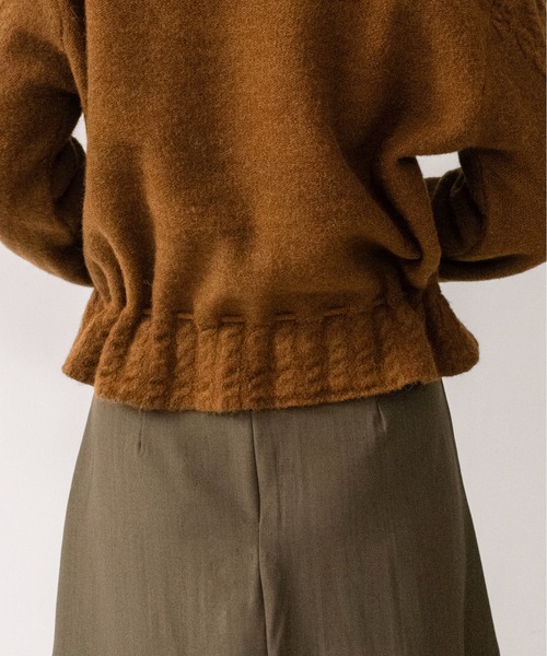 on:nue（オンニュ）の「【on:nue】[着用動画あり！] ケーブル編みペプラムショートカーディガン（カーディガン/ボレロ・レディース・ブラウン/グレー/アイボリー・FREE）」の12枚目の写真