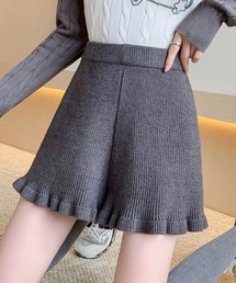 ampm（エーエムピーエム）の「フリルヘム ニットショートパンツ（その他パンツ）」