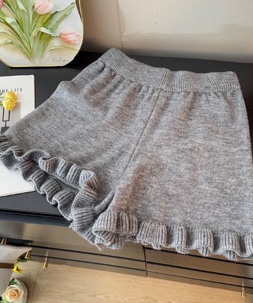 ampm(エーエムピーエム)の「フリルヘム ニットショートパンツ(その他パンツ・レディース・グレー/ブラック・M/L)」の21枚目の写真