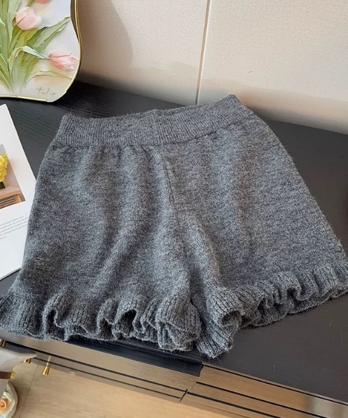 ampm(エーエムピーエム)の「フリルヘム ニットショートパンツ(その他パンツ・レディース・グレー/ブラック・M/L)」の22枚目の写真