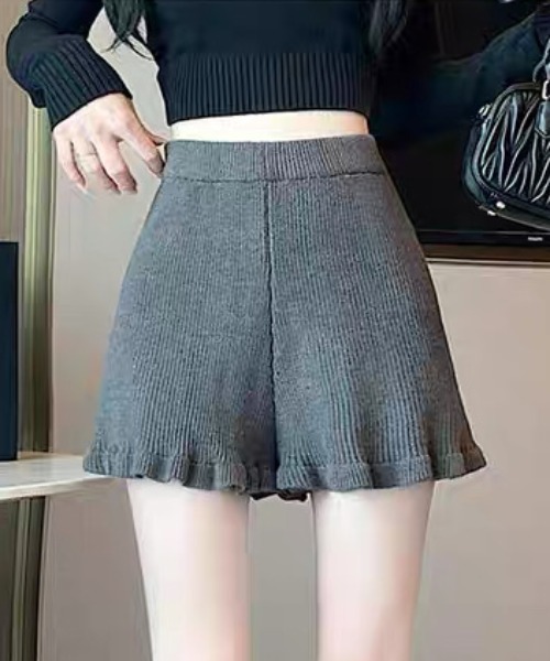 ampm(エーエムピーエム)の「フリルヘム ニットショートパンツ(その他パンツ・レディース・グレー/ブラック・M/L)」の18枚目の写真