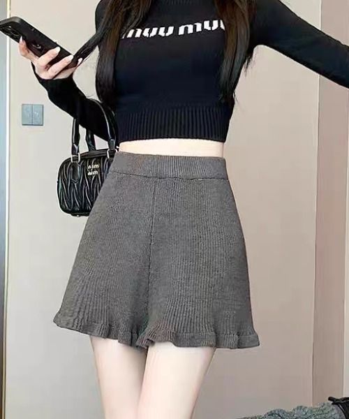 ampm(エーエムピーエム)の「フリルヘム ニットショートパンツ(その他パンツ・レディース・グレー/ブラック・M/L)」の12枚目の写真