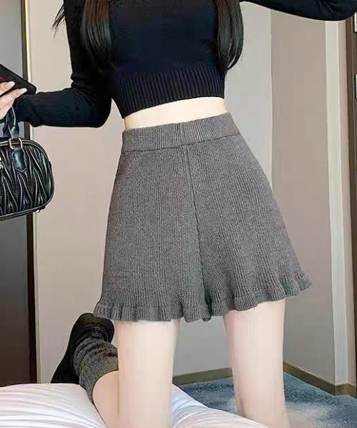 ampm(エーエムピーエム)の「フリルヘム ニットショートパンツ(その他パンツ・レディース・グレー/ブラック・M/L)」の13枚目の写真