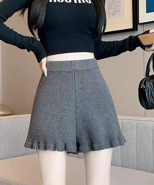 ampm(エーエムピーエム)の「フリルヘム ニットショートパンツ(その他パンツ・レディース・グレー/ブラック・M/L)」の15枚目の写真
