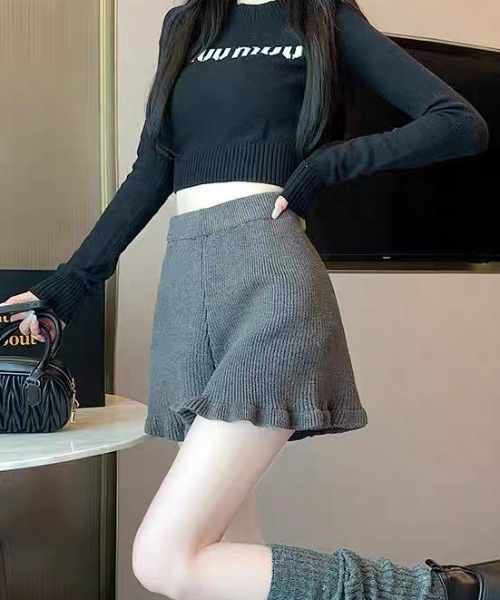ampm(エーエムピーエム)の「フリルヘム ニットショートパンツ(その他パンツ・レディース・グレー/ブラック・M/L)」の17枚目の写真