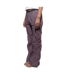 WHILE（ワイル）の「ソフトシェル レディース クライミングパンツ 登山用パンツ (ダスティバイオレット)（その他パンツ）」