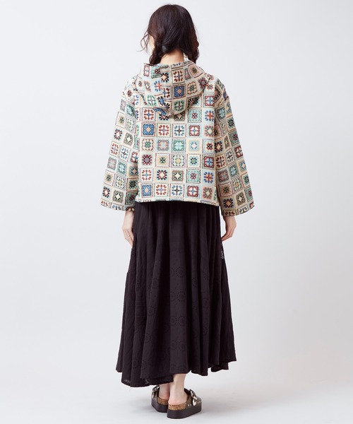 チャイハネ（チャイハネ）の「【チャイハネ】シェピフードトップス（パーカー・レディース・ホワイト/ブラック・FREE）」の6枚目の写真