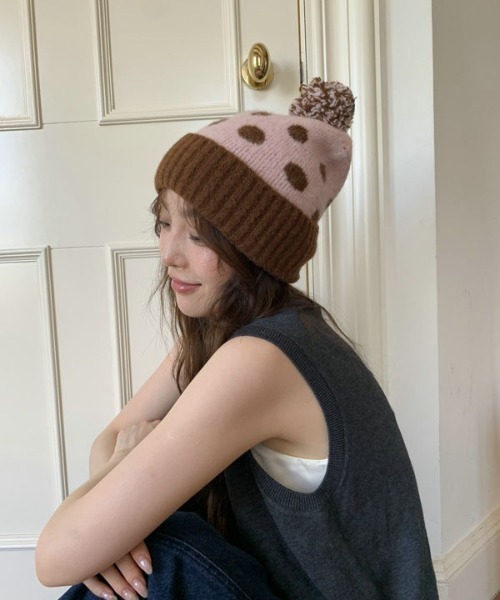 WEGO(ウィゴー)の「WEGO/【ドット柄】ポンポンドロップバイカラーニット(ニットキャップ/ビーニー・レディース・ブルー・FREE)」の8枚目の写真