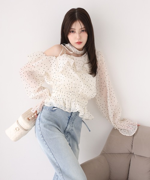 one after another NICE CLAUP（ワンアフターアナザーナイスクラップ）の「【S/Mサイズ展開】サイドカット美脚リボンデニムパンツ（デニムパンツ・レディース・ブルー系その他/ブラック/ライトブルー・SMALL/MEDIUM）」の7枚目の写真