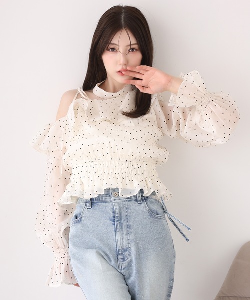 one after another NICE CLAUP（ワンアフターアナザーナイスクラップ）の「【S/Mサイズ展開】サイドカット美脚リボンデニムパンツ（デニムパンツ・レディース・ブルー系その他/ブラック/ライトブルー・SMALL/MEDIUM）」の10枚目の写真