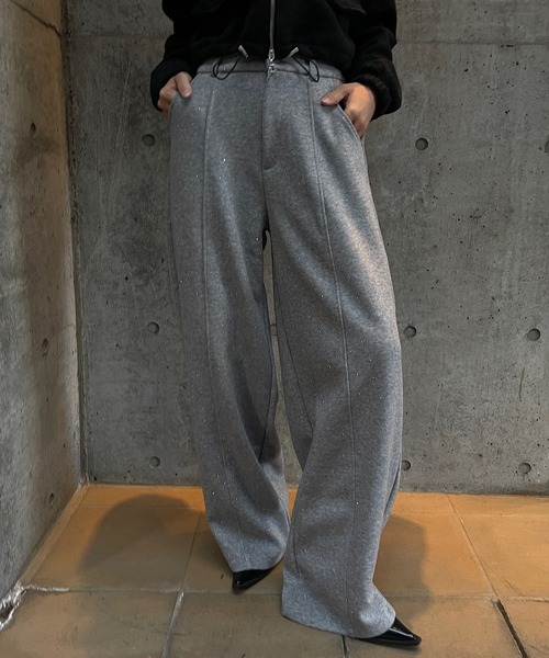 ROGER AND RAW（ロジャーアンドロウ）の「［起毛ポンチ］ベルト付きラインストーンストレートパンツ（その他パンツ・レディース・ホワイト/ブラック/グレー・FREE）」の9枚目の写真