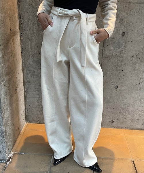 ROGER AND RAW（ロジャーアンドロウ）の「［起毛ポンチ］ベルト付きラインストーンストレートパンツ（その他パンツ・レディース・ホワイト/ブラック/グレー・FREE）」の22枚目の写真