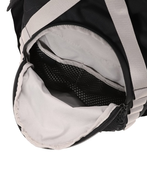 NIKE（ナイキ）の「NIKE ACG DAYMAX BACKPACK HJ8178-010（ショルダーバッグ・メンズ・ブラック・ONE SIZE）」の5枚目の写真