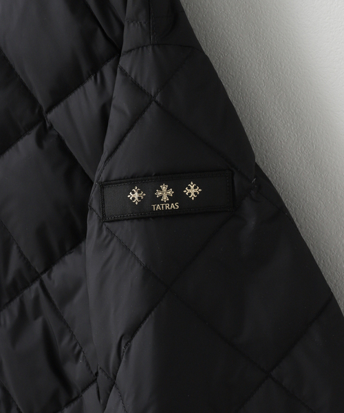 TATRAS(タトラス)の「《WEB・東武池袋店 限定展開》TATRAS/タトラス LARISSA(ラリッサ)(ダウンジャケット/コート・レディース・ライトグレー/ブラック・SMALL/MEDIUM)」の15枚目の写真
