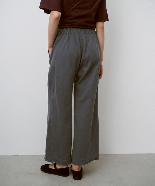 UNFIL(アンフィル)の「UNFIL アンフィル / cotton open-end yarn terry wide sweat pants コットンオープンエンドヤーン裏毛ワイドスウェットパンツ / WXSP-UW120(スウェットパンツ・レディース・ブルー系その他/オフホワイト・0)」の5枚目の写真