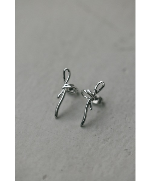 STYLEMIXER（スタイルミキサー）の「リボンピアス（ピアス（両耳用）・レディース・ゴールド/シルバー・FREE）」の2枚目の写真