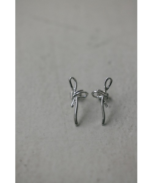 STYLEMIXER（スタイルミキサー）の「リボンピアス（ピアス（両耳用）・レディース・ゴールド/シルバー・FREE）」の3枚目の写真