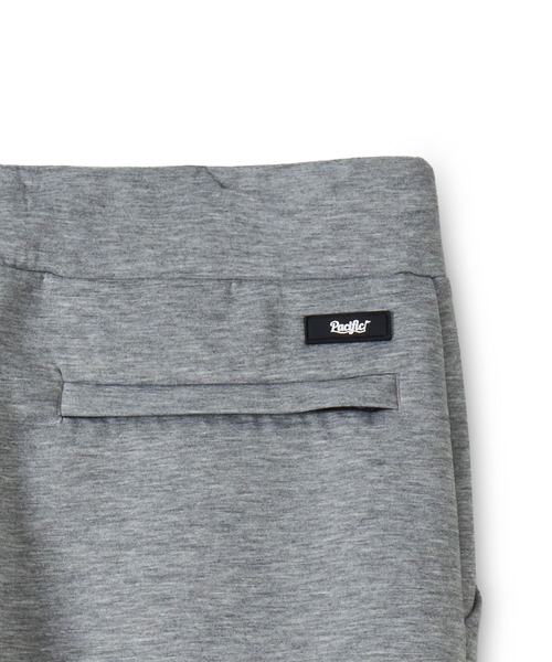 Pacific GOLF CLUB(パシフィックゴルフクラブ)の「DOUBLE KNIT LONG PANTS(スウェットパンツ・メンズ・グレー/ブラック・S/M/XL/L)」の9枚目の写真