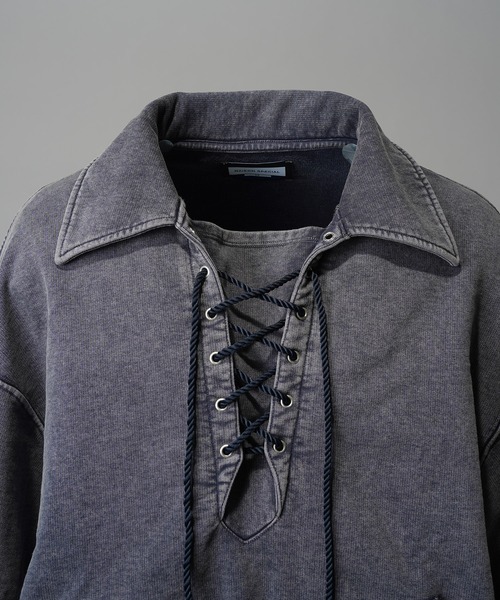MAISON SPECIAL(メゾンスペシャル)の「《UNISEX》Fade Half Lace-up Prime-Over Collared Sweatshirt/フェードハーフレースアッププライムオーバー襟付きスウェット【MAISON SPECIAL/メゾンスペシャル】(スウェット・メンズ・ネイビー/ライトグレー/ブラック・0/2/1)」の19枚目の写真