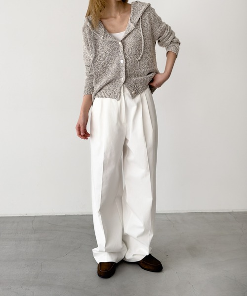 CANAL JEAN（キャナルジーン）の「El mar　コットンツータックパンツ（その他パンツ・レディース・ネイビー/ベージュ/アイボリー・SMALL/MEDIUM）」の4枚目の写真