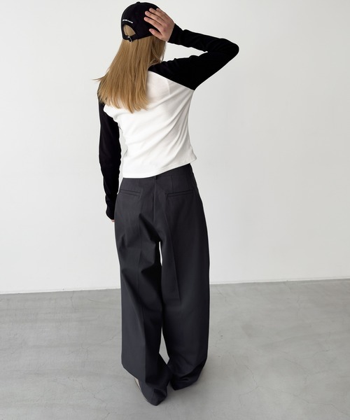 CANAL JEAN（キャナルジーン）の「El mar　コットンツータックパンツ（その他パンツ・レディース・ネイビー/ベージュ/アイボリー・SMALL/MEDIUM）」の6枚目の写真