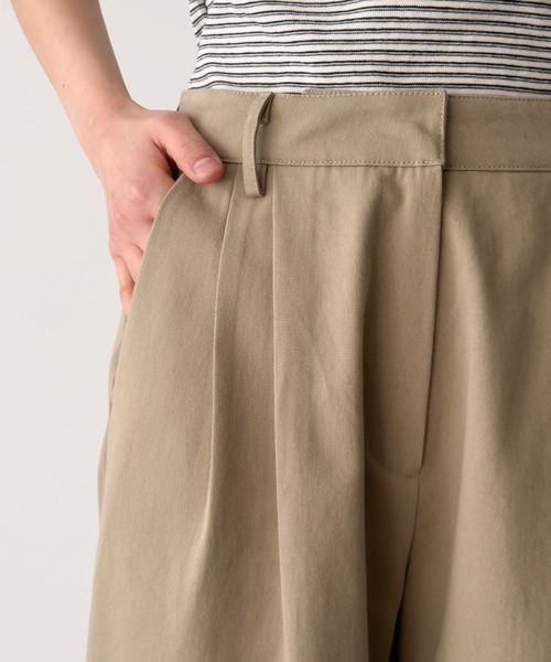 CANAL JEAN（キャナルジーン）の「El mar　コットンツータックパンツ（その他パンツ・レディース・ネイビー/ベージュ/アイボリー・SMALL/MEDIUM）」の11枚目の写真