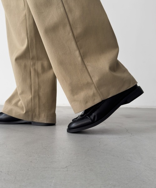 CANAL JEAN（キャナルジーン）の「El mar　コットンツータックパンツ（その他パンツ・レディース・ネイビー/ベージュ/アイボリー・SMALL/MEDIUM）」の12枚目の写真