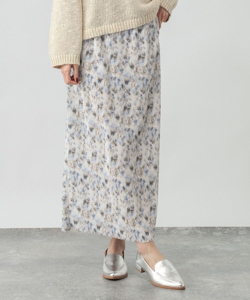 GLOBAL WORK（グローバルワーク）の「セルフカットプリーツナロースカート/638731（スカート・レディース・ライトベージュ/グレー系その他/ブラック/ダークブラウン・REGULAR/SHORT）」の4枚目の写真