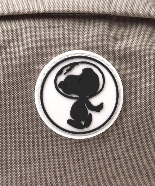 zucchero(ズッケロ)の「zucchero×PEANUTS シワ加工ナイロンショルダーバッグ(ショルダーバッグ・レディース・ブラック/グレー/グリーン/イエロー・FREE)」の8枚目の写真
