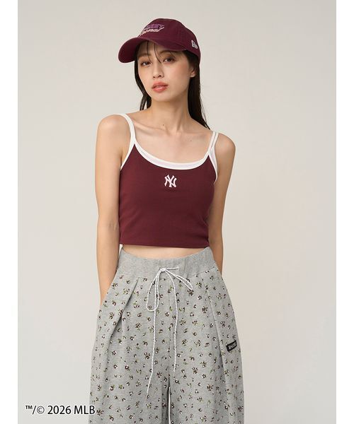 SNIDEL(スナイデル)の「【MLB】レイヤードカップイントップス(キャミソール・レディース・グレー/ネイビー/バーガンディー・F)」の17枚目の写真