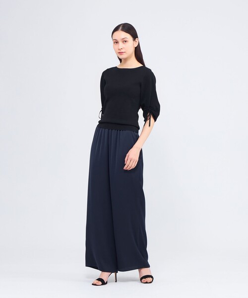 EPOCA(エポカ)の「【WEB&一部店舗限定】サテンワイドパンツ(その他パンツ・レディース・ブラウン系その他2/ネイビー・40/38)」の4枚目の写真