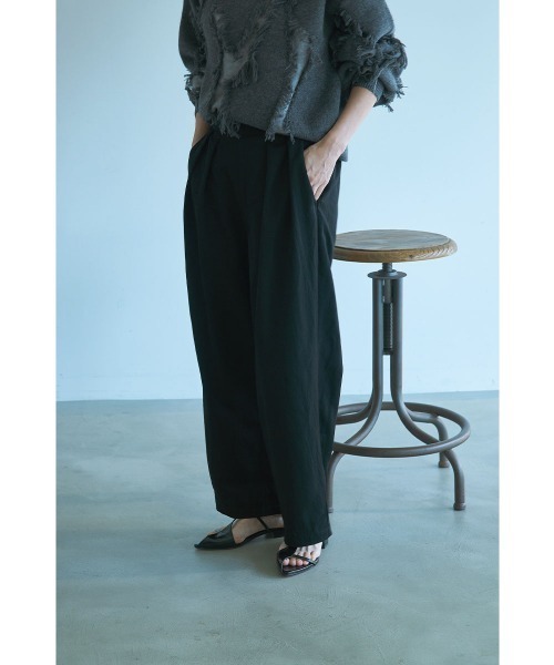 marjour（マージュール）の「ALLDAY SEMI WIDE PANTS（その他パンツ・レディース・モカ/ブラック・M）」の8枚目の写真