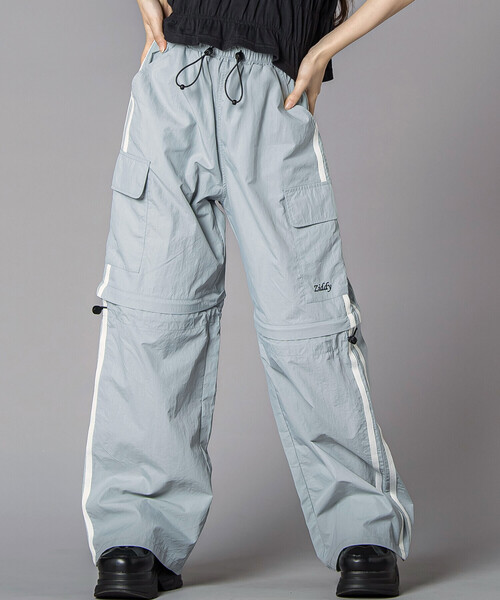 ZIDDY（ジディ）の「コンバーチブルカーゴボトム(130~160cm)（その他パンツ・キッズ・ブラック/ブルー・FREE/130cm/150cm/140cm）」の2枚目の写真