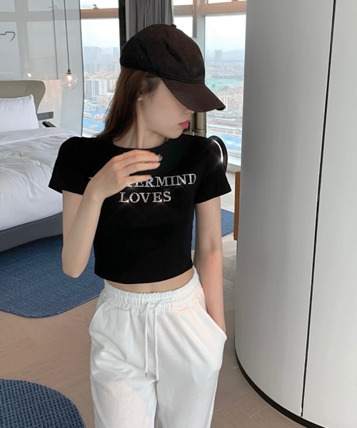 lilful(リルフル)の「【26年春夏新作】ラインストーンロゴ 半袖Tシャツ(Tシャツ/カットソー・レディース・ブラック/ホワイト・M/L)」の10枚目の写真
