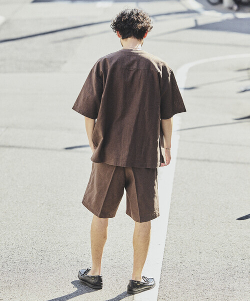 FREAK'S STORE(フリークスストア)の「LINEN COTTON V NECK SHIRT/リネンコットン Vネック シャツ【セットアップ対応】(シャツ/ブラウス・メンズ・ホワイト/ブラウン/ダークブラウン/ベージュ/チャコールグレー/ブラック・MEDIUM/LARGE)」の19枚目の写真